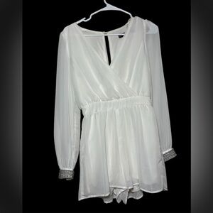 Elegant White Long Sleeve Romper short Cristal Doll Size S.   ( 01 )